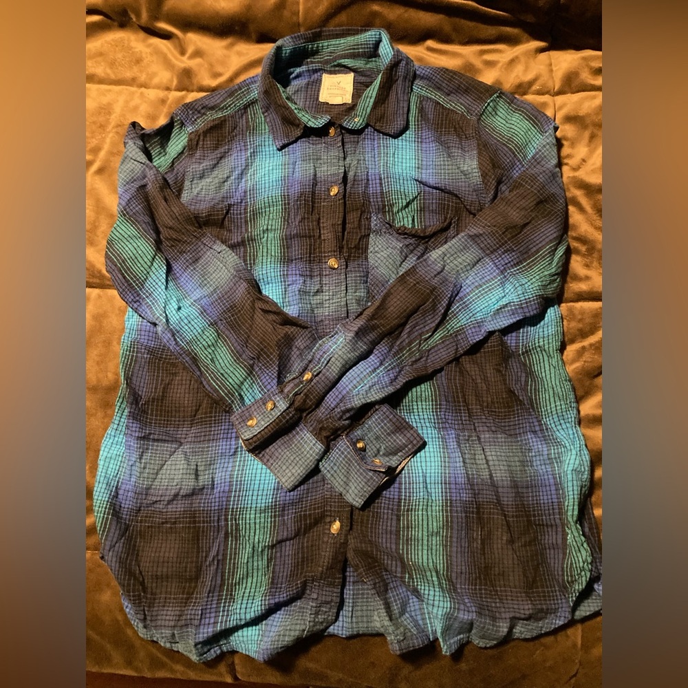 American Eagle brand, vintage boyfriend, size large, soft flannel,